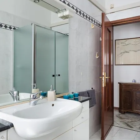 Apartman A Due Passi Dall'ospedale Parma