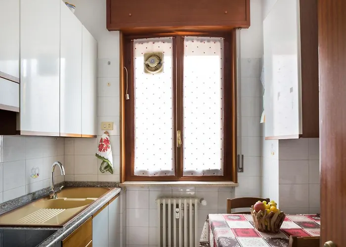 Apartament A Due Passi Dall'ospedale Parma