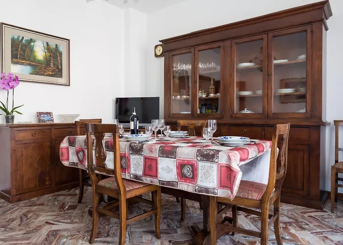 A Due Passi Dall'ospedale Apartament *