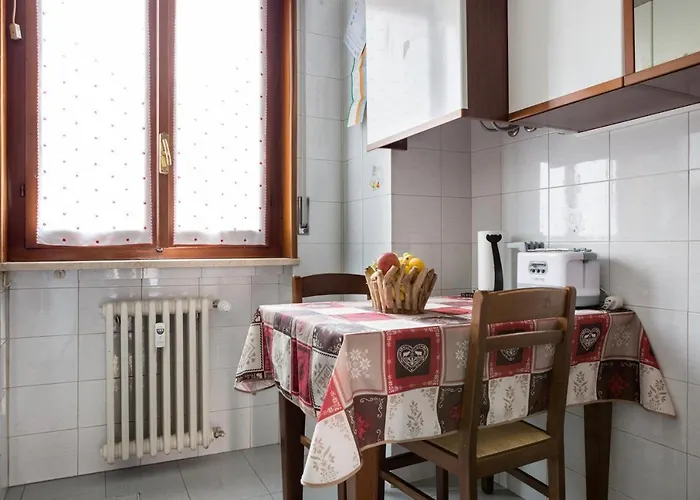 A Due Passi Dall'ospedale Apartament